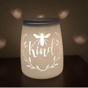 KINDNESS Scentsy Wax Warmer BE KIND White Ceramic Bees 🐝